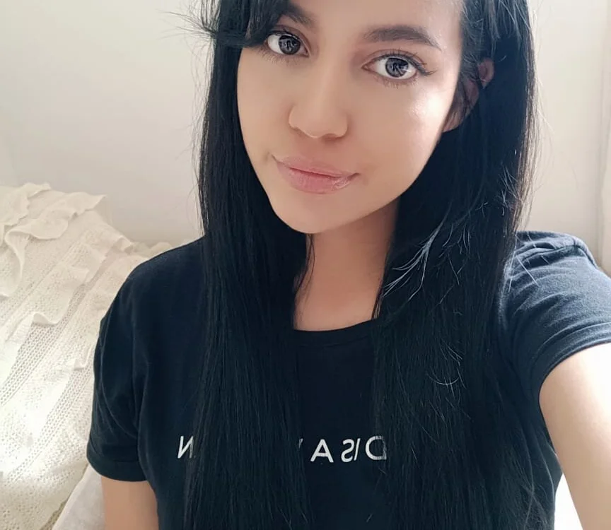 valentinasmith18: συνομιλία ΧΧΧ εκτός σύνδεσης