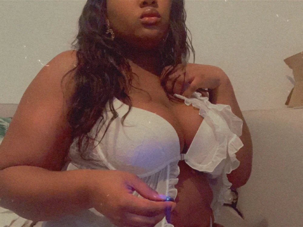 sweetchocolate12's Offline XXX Chat