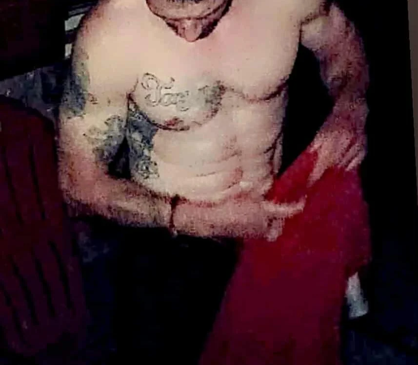 TouchingItem9's Offline XXX Chat