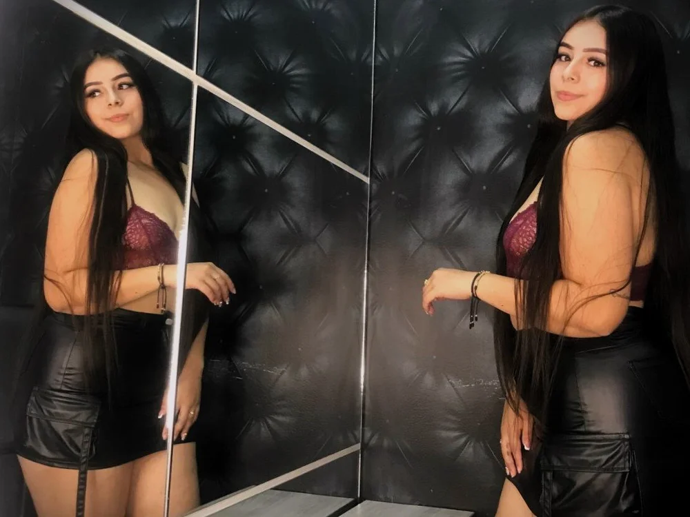 Nataliasmitt's Offline Chat Room