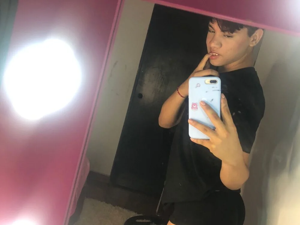 danielammmm1 Chat XXX offline