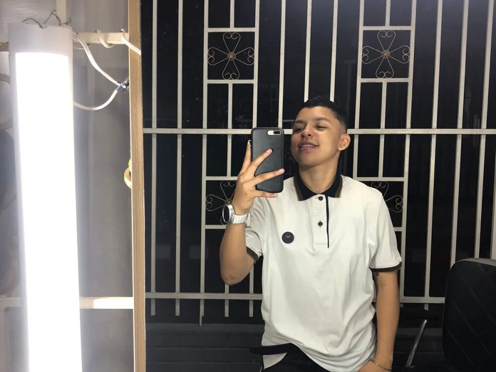 ale_clark: συνομιλία ΧΧΧ εκτός σύνδεσης