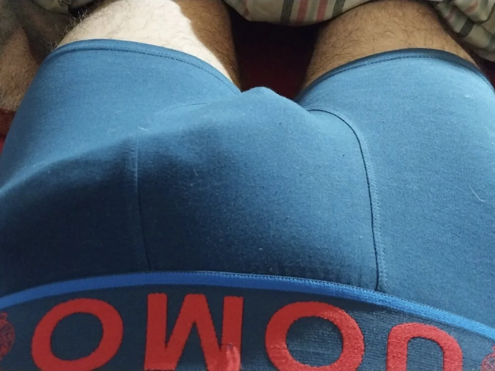 angeloxxu Offline XXX-Chat