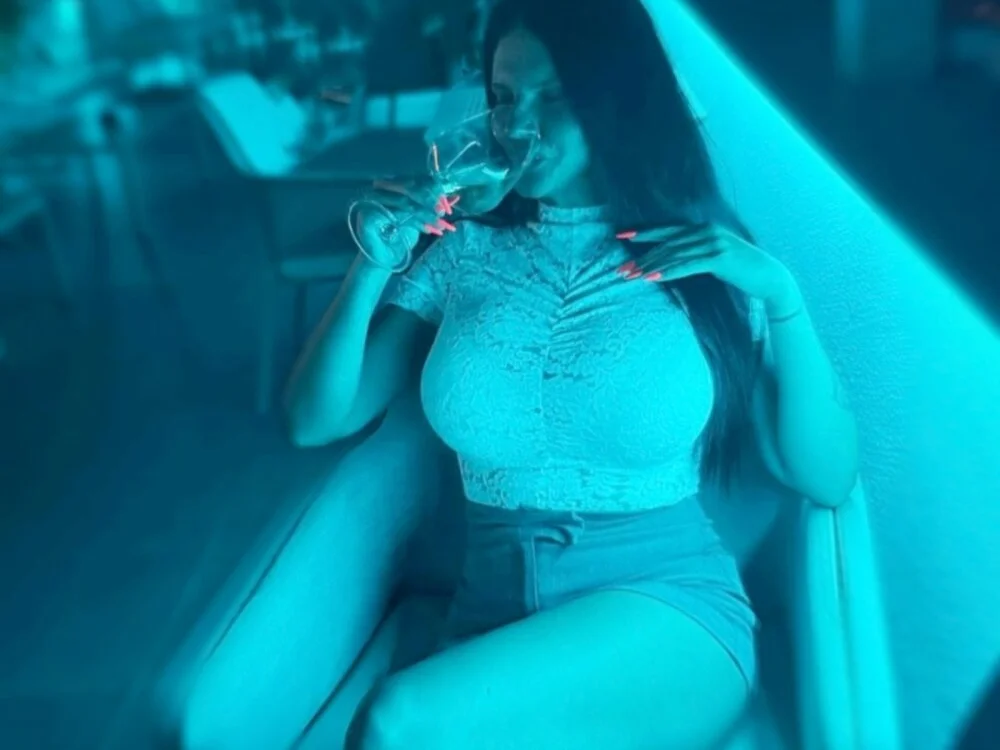 Chat +18 off-line de Mayaboobs1