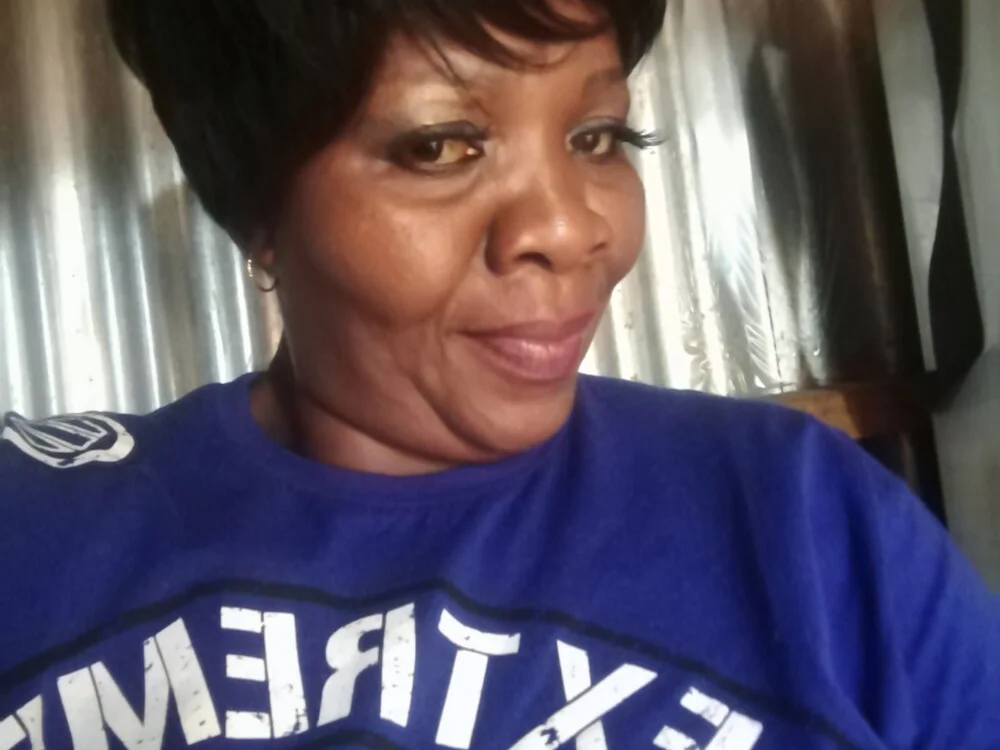 dirasweetlipsxx: офлайн-секс-чат