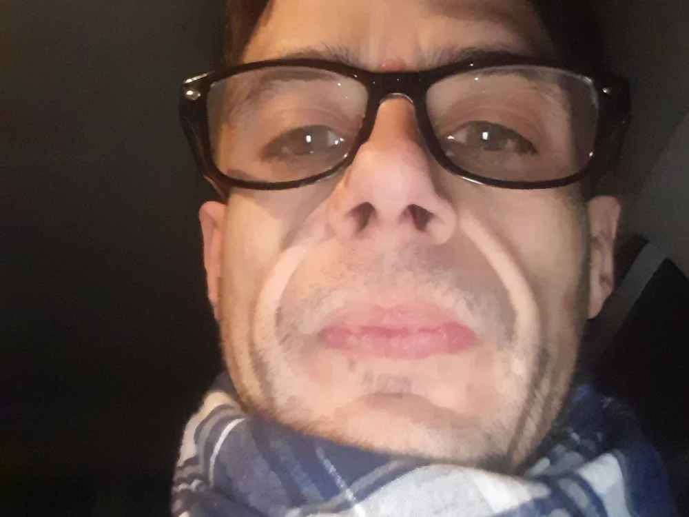 juansoloytrans' Offline Chat Room