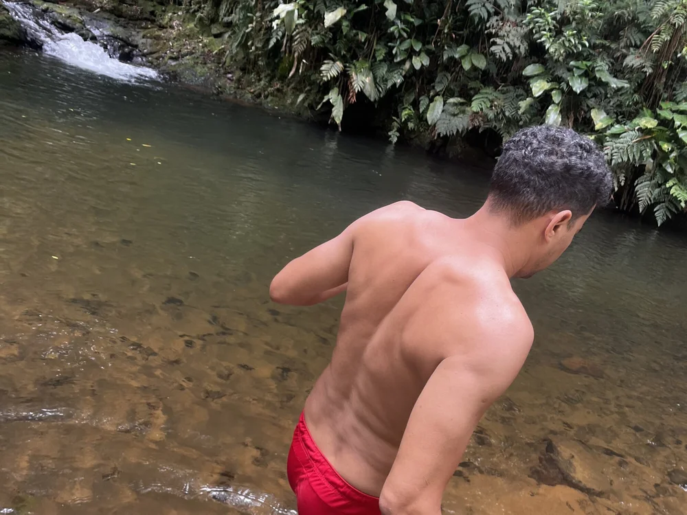 ksexxyn Offline XXX chat