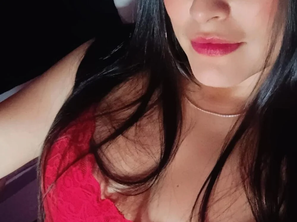 Allisonnlopez Adlı Modelin Canlı XXX Sohbeti