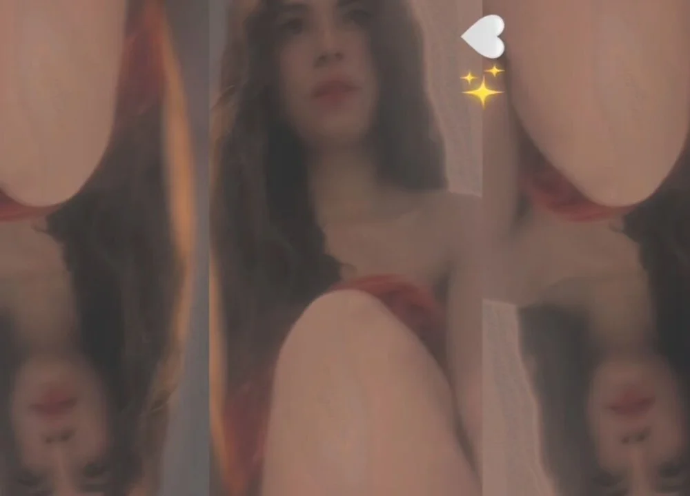 Caprichosa2026's Offline XXX Chat