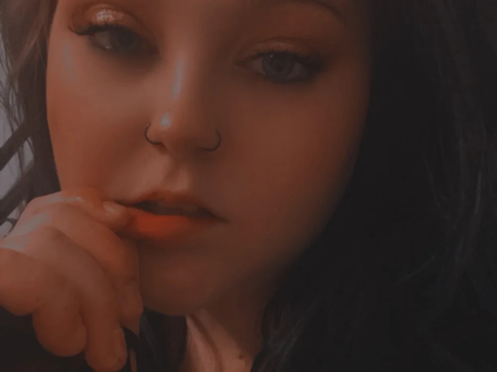 xbaby777x's Offline XXX Chat