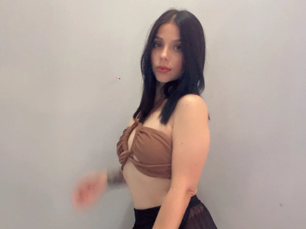 TuPervFantasyOficial's Offline XXX Chat