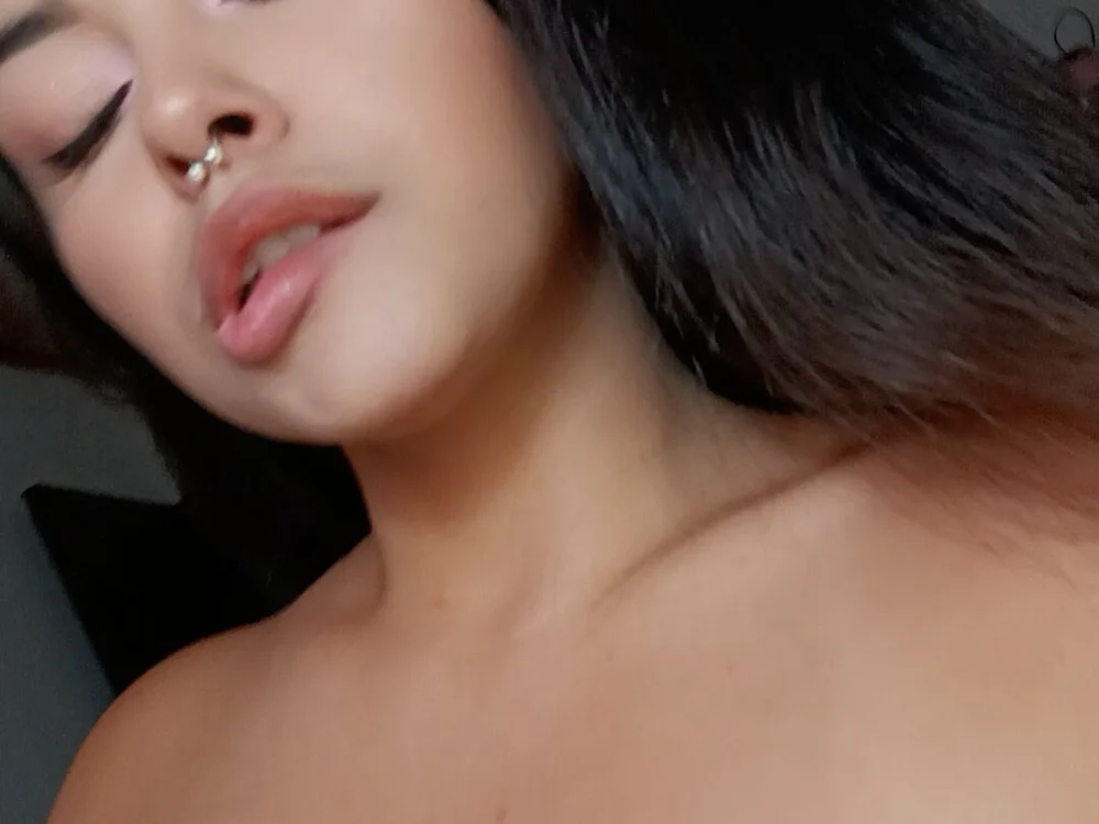 MEGAN_LOVE__ offline chatrum