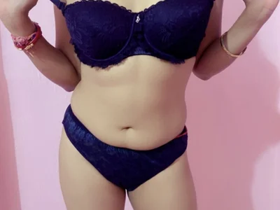 Hot_SALONI_21 - deepthroat