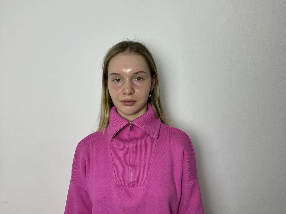 MonaFinnell offline chatrum