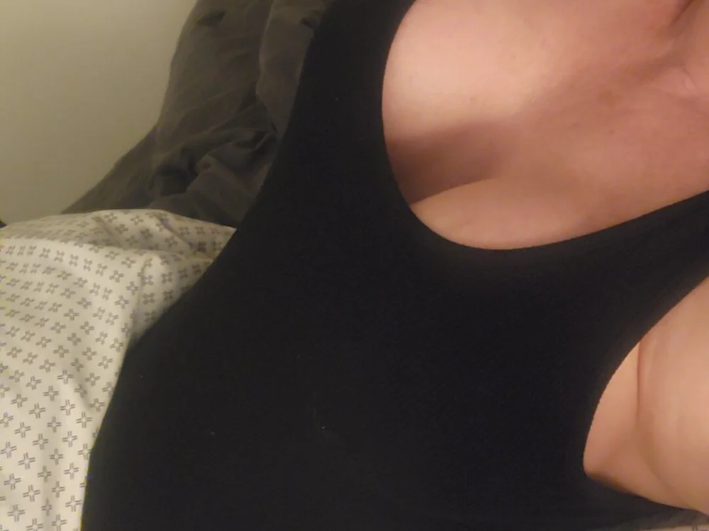 Femininefirexo1 Offline XXX-Chat