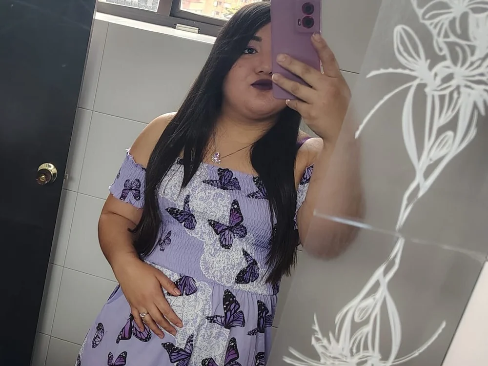 Veronica24_bj Offline XXX Chat