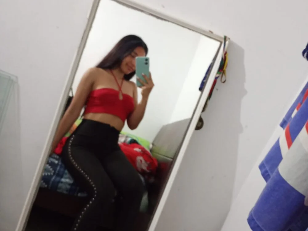 indianbeautiful's Offline XXX Chat