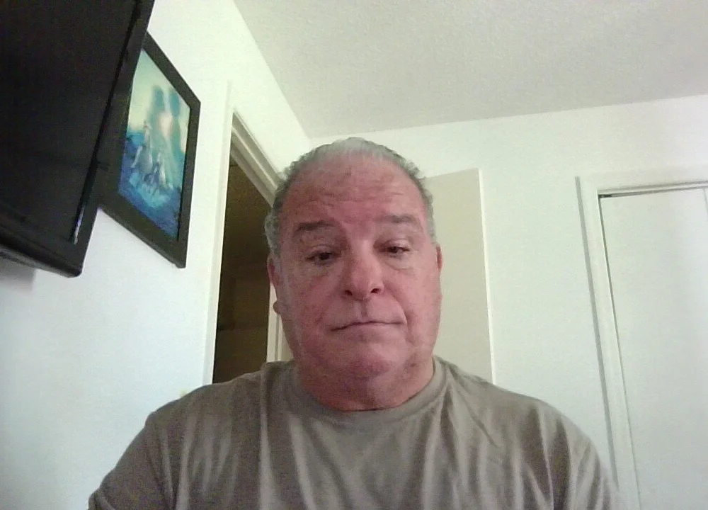 mackdocc001's Offline Chat Room