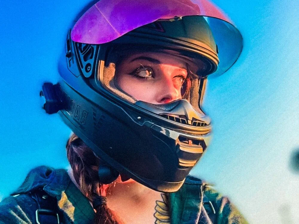 EmeraldVixxxen's Offline XXX Chat