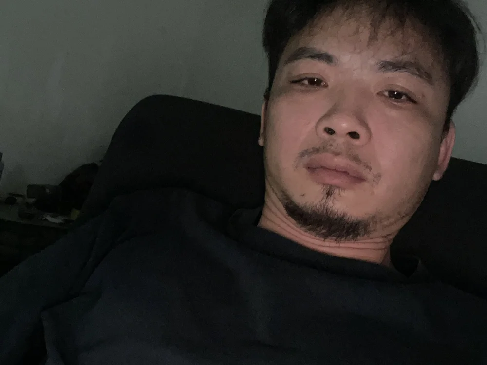 Willyben_7's Offline Chat Room