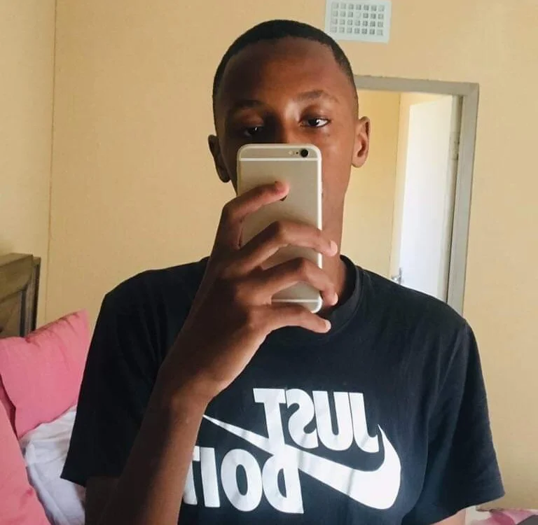 Tallnfreakyy's Offline XXX Chat