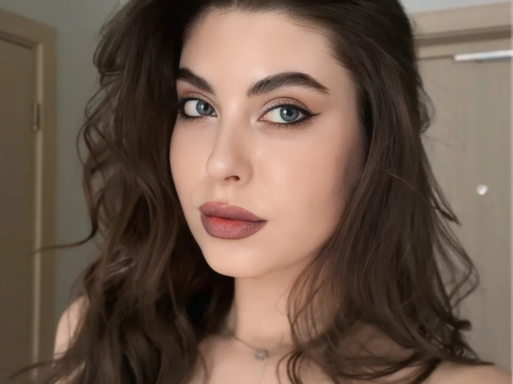 Amelia_Rubbin's Offline Chat Room