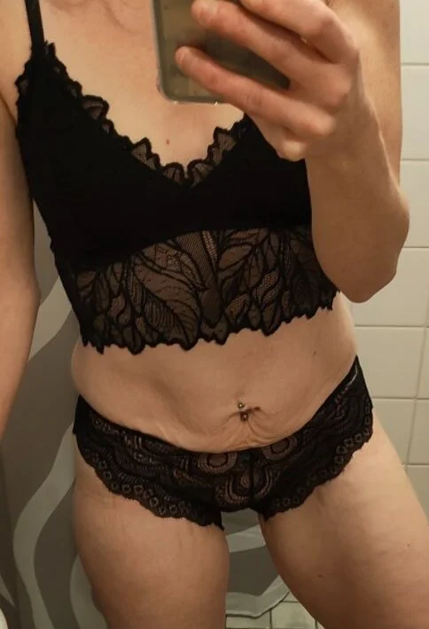 Maeve92n Offline XXX chat