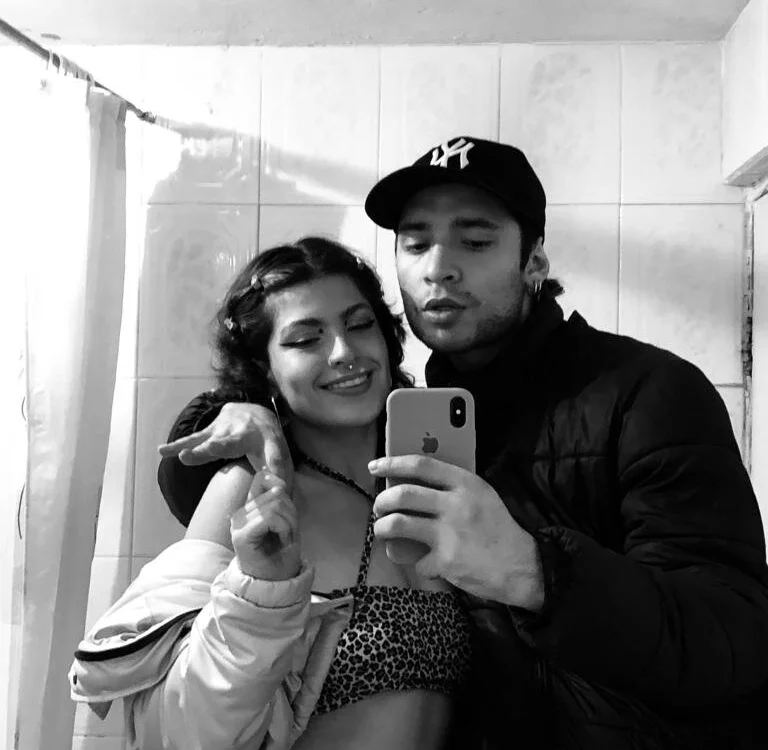 AbbyAndChris2: офлайн-секс-чат