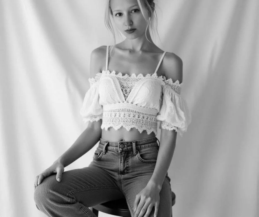 MonicaCreatAdult Obrolan XXX Offline