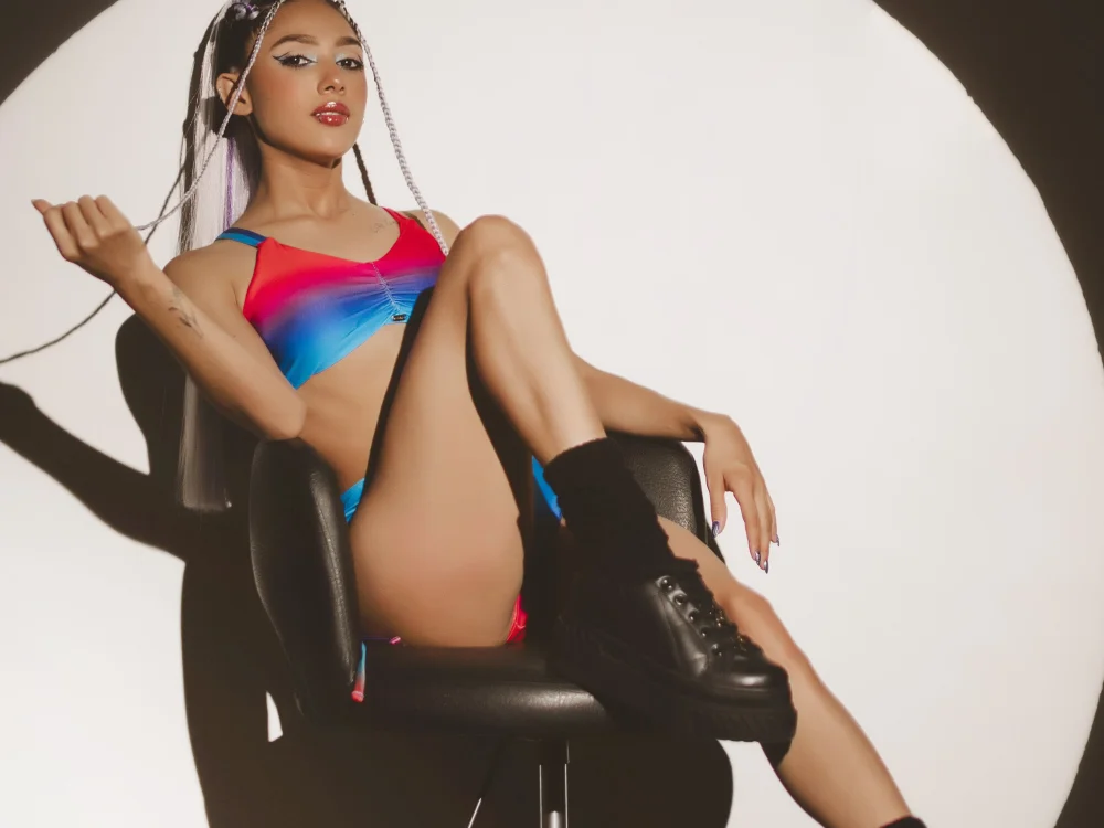 min_minjil's Offline Chat Room