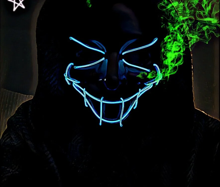 BuiltDifferently's Offline Chat Room