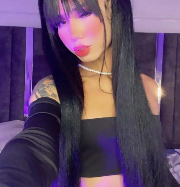 majo_mussett1's Offline XXX Chat