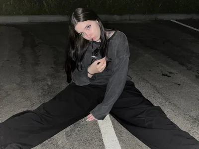 KellyMilton - Girl 
