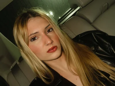 Larissa516 Female Petitewhite Live Webcam Porn