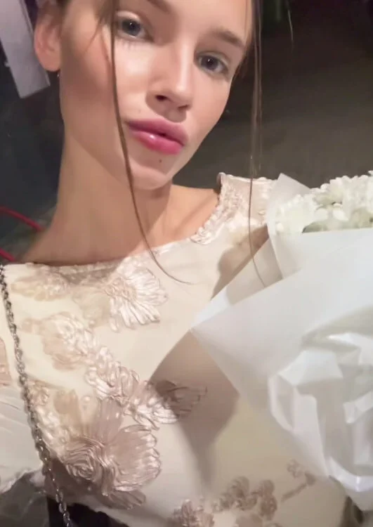 HuldaTredo's Offline XXX Chat