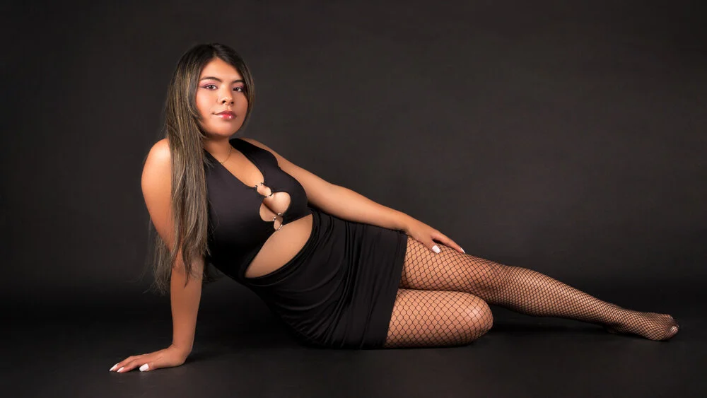 YvonneCollins' Offline XXX Chat