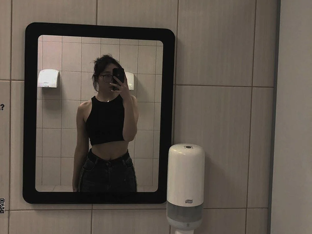 QueenieGledhill's Offline XXX Chat