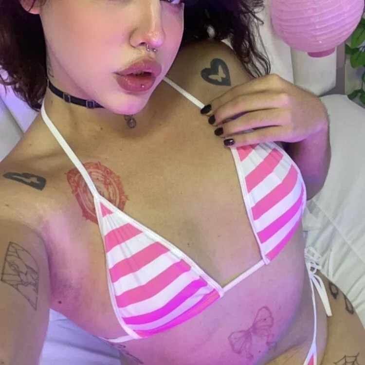 yukiio_neen Offline XXX chat