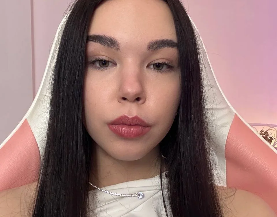 MegaanTai's Offline Chat Room