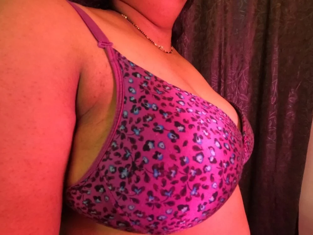 LouleyRanii's Offline XXX Chat