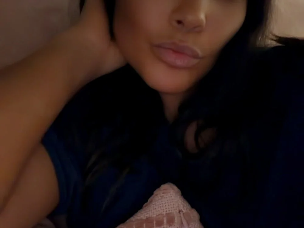 Sexilexiprincess' Offline XXX Chat