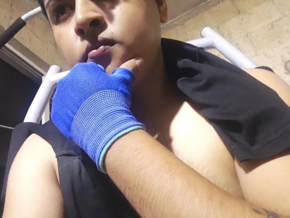 richar99 Chat XXX offline