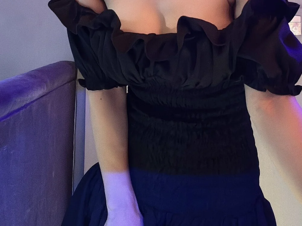 youngmin_09's Offline XXX Chat