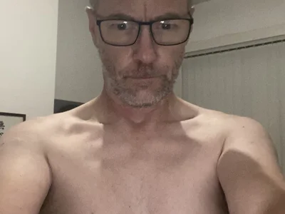 WilJamesaz Male Brunette Free Webcam Nude