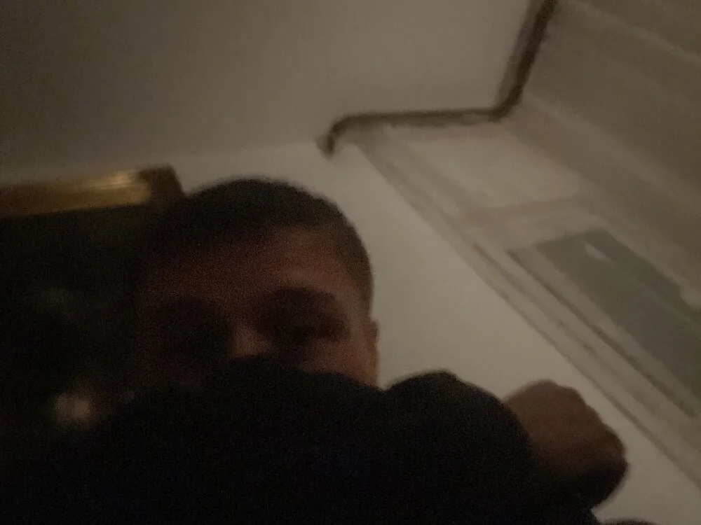 NearbyPilot Adlı Modelin Çevrimdışı XXX Sohbeti