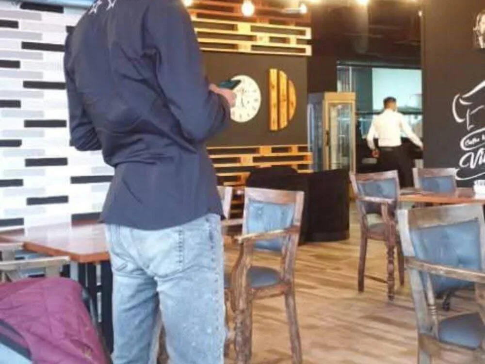 Bad89 Adlı Modelin Çevrimdışı XXX Sohbeti