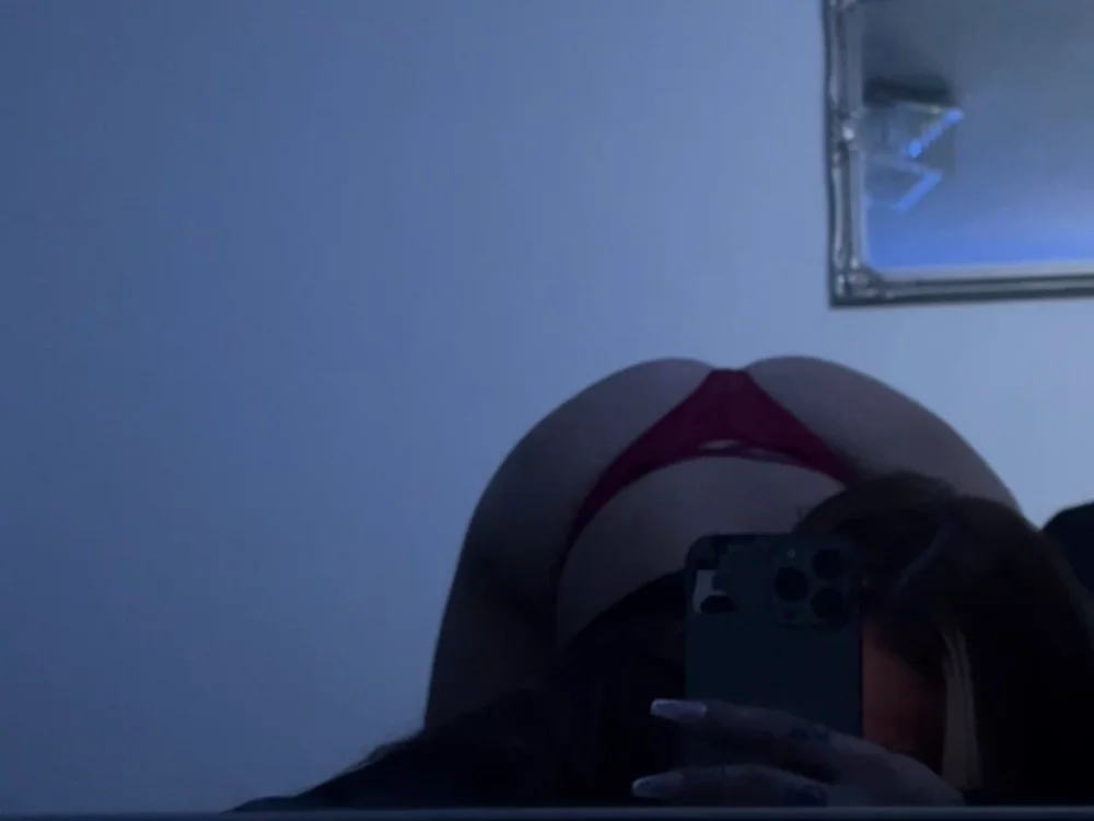 Nelly999 Offline XXX-Chat