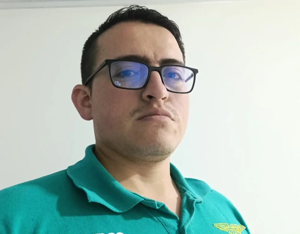 Chrisda18: офлайн-секс-чат