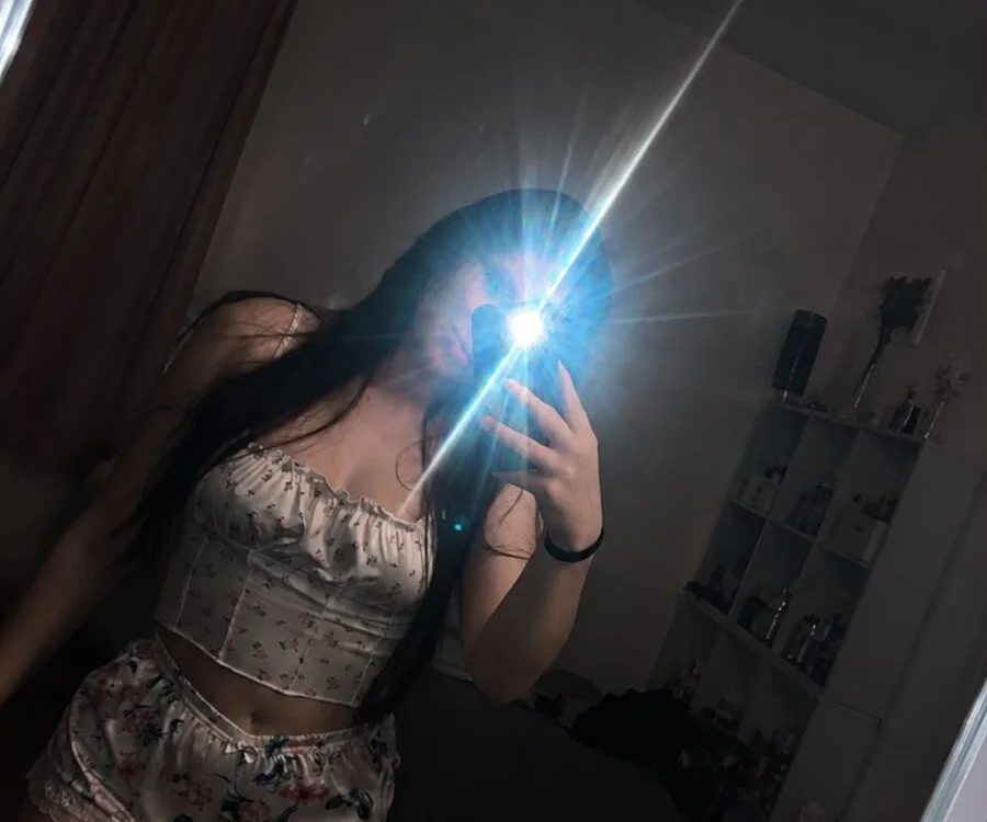 klaraaa01's Offline XXX Chat