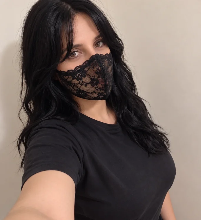 babykiara55 Adlı Modelin Çevrimdışı XXX Sohbeti
